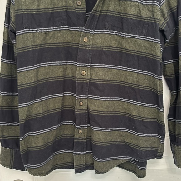 Men’s Long Sleeve Plaid - Picture 3 of 7
